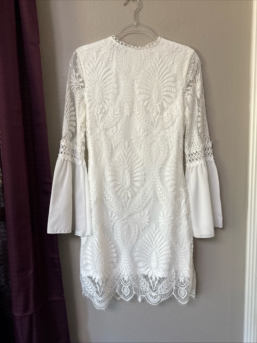 #833 Eilly Bazar White Lacy Bell Sleeve Dress Size Medium